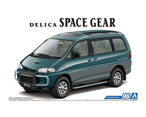 Aoshima 05667 Mitsubishi PE8W Delica Space Gear &amp;#39;96 1/24