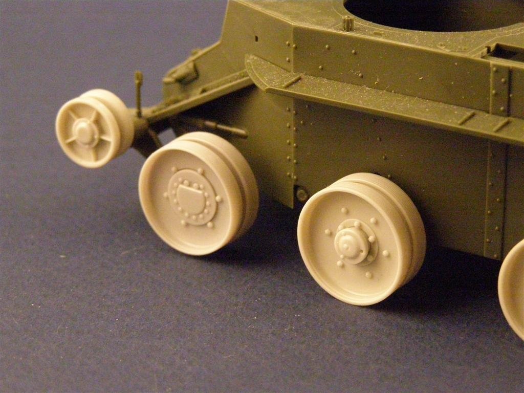 Panzer Art RE35-016 Burn out Wheels for BT-7 Tank 1/35 – immagine 4