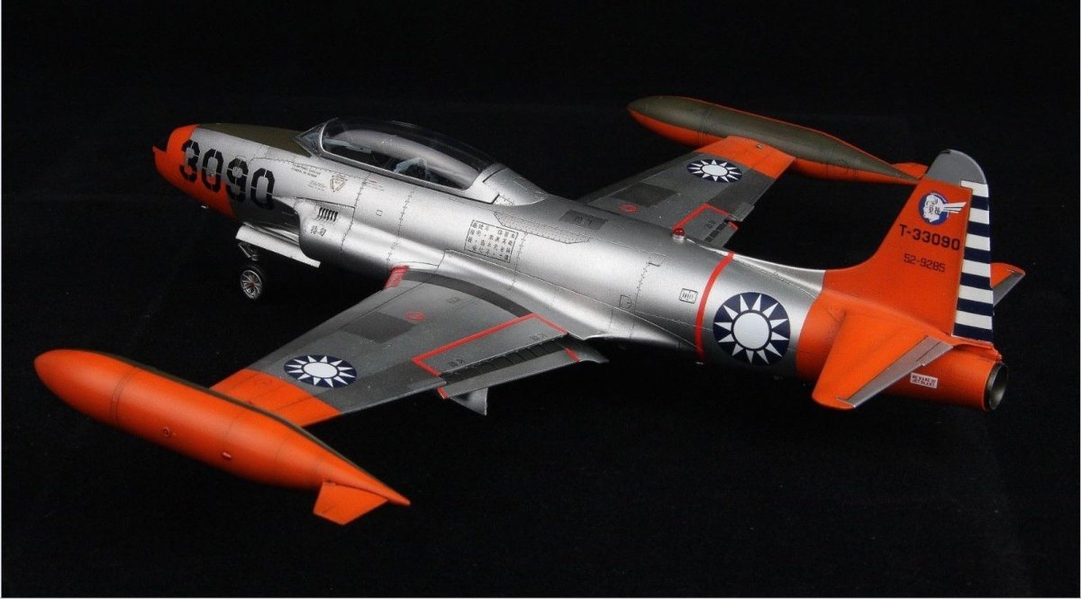 Great Wall Hobby S4805 RoCAF T-33A Shooting Star 1/48 – Bild 4