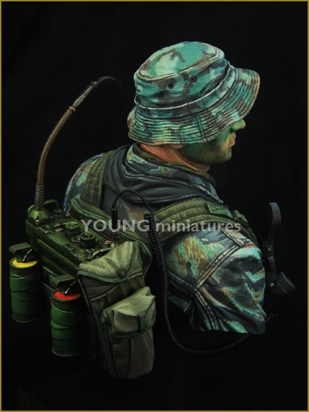 Young Miniatures YM1845 US NAVY SEAL VIETNAM 1/10 – Bild 4