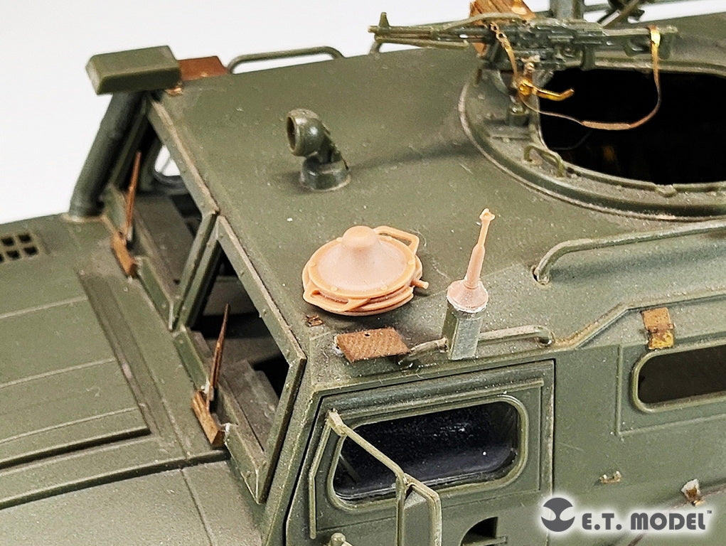 E.T. Model P35-274 Russian Breakwater Electronic Jamming System 1/35 – imagen 3