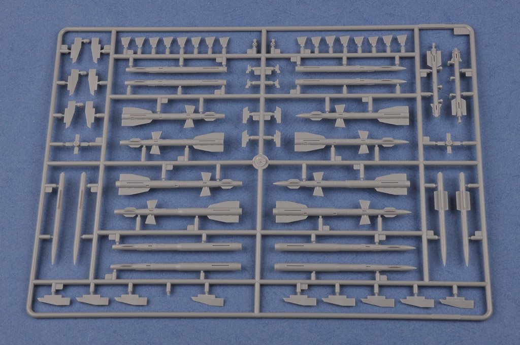 Hobby Boss 81756 Russian Su-34 Fullback Fighter-Bomber 1/48 – image 12