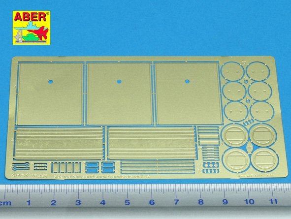 Aber 35A046 Boczne zbiorniki paliwa i wytwornice dymu do T-34 1/35 – immagine 2