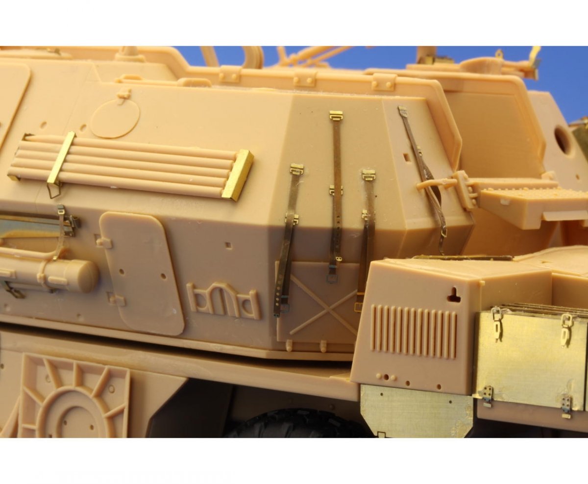 Eduard 36180 152mm ShkH vz.77 DANA exterior 1/35 Hobby Boss – immagine 13