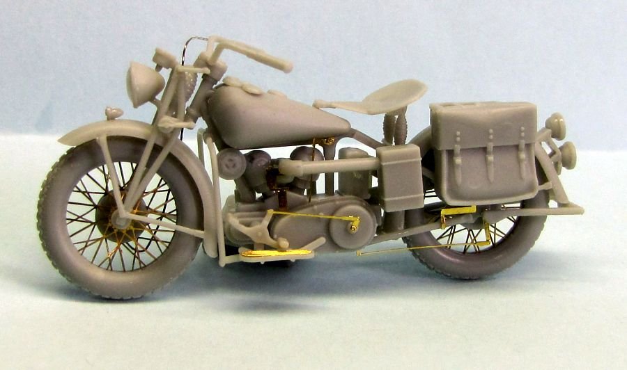 Thunder Model 35003 US Military Motorcycle Indian 741B 1/35 – immagine 5
