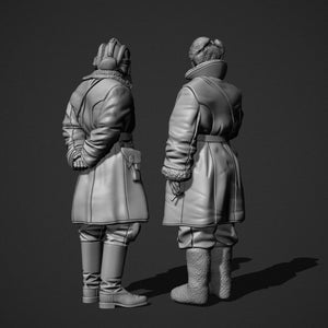 Panzer Art FI35-130 Soviet tank officers in sheepskin coat set 1/35 – immagine 2