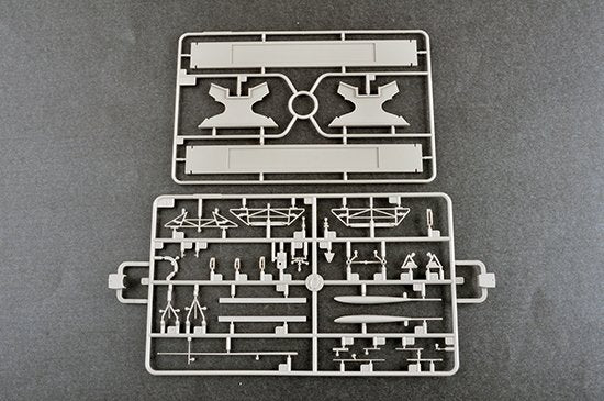 Trumpeter 05633 Aircraft Carrier Weser 1/350 – Bild 9