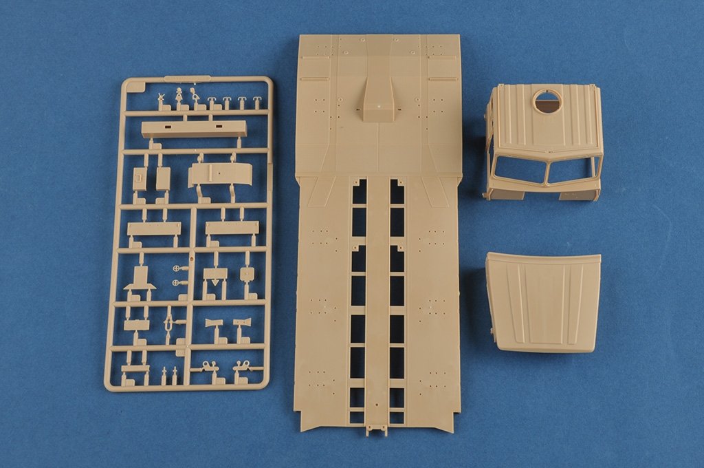 Hobby Boss 85527 Scammell Commander with 62 tonne Crane Fruehauf semi-trailer 1/35 – imagen 10