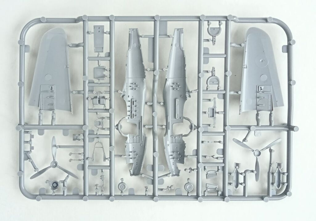 Arma Hobby 70057 P-400 Airacobra 1/72 – image 5