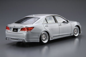 Aoshima 00856 VLENE GRS214 CROWN ATHLETE G &amp;#39;12 (TOYOTA) 1/24 – immagine 2
