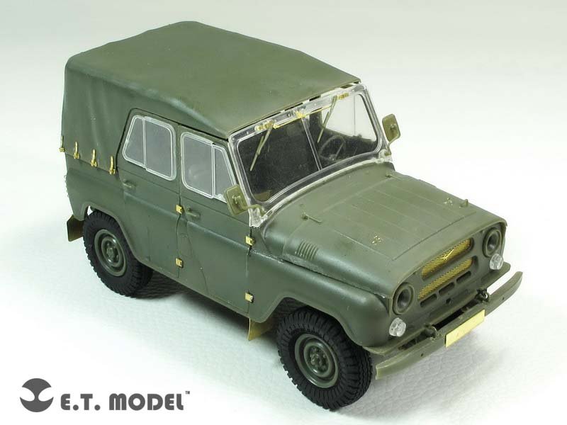 ET Modèle E35-179 Véhicule tout-terrain soviétique UAZ-469 (Pour TRUMPETER 02327) (1/35) – image 2