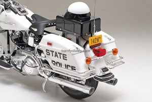 Tamiya 16038 Harley Davidson FLH1200 - Police Bike 1/6 – immagine 2