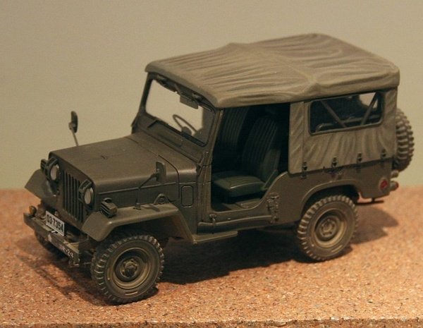 Fine Molds FM34 JGSDF Type 73 Light Truck (Canvas Top) 1/35 – immagine 5