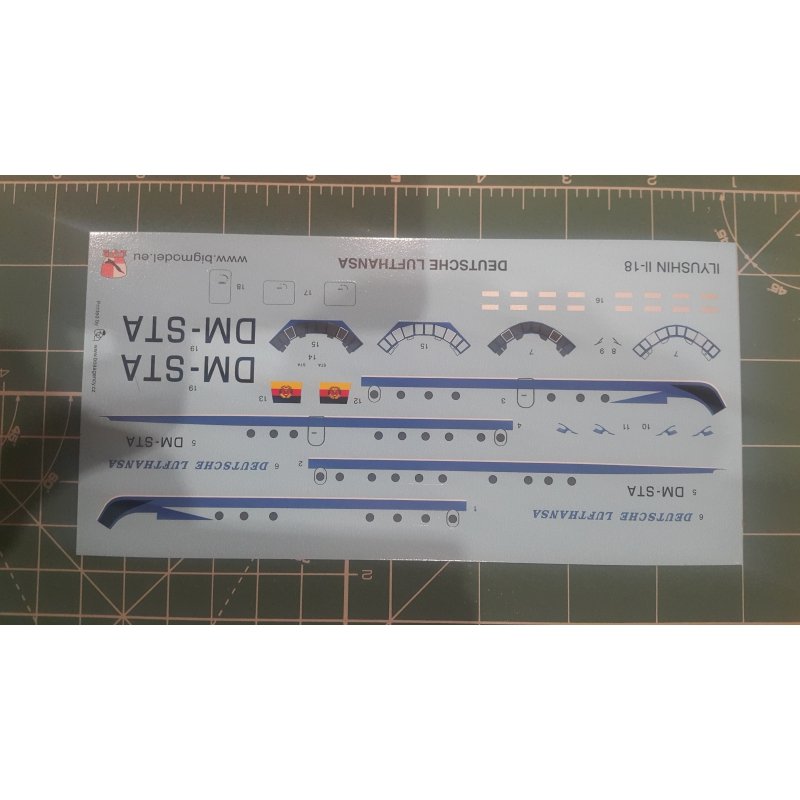 Big Model 1440030 IL-18V Deutche Lufthanza 1/144 – Bild 7
