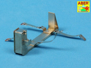 Aber 16027 Fire extinguisher with brackets used on German tanks, assault guns and other vehicles 1/16 – imagen 6