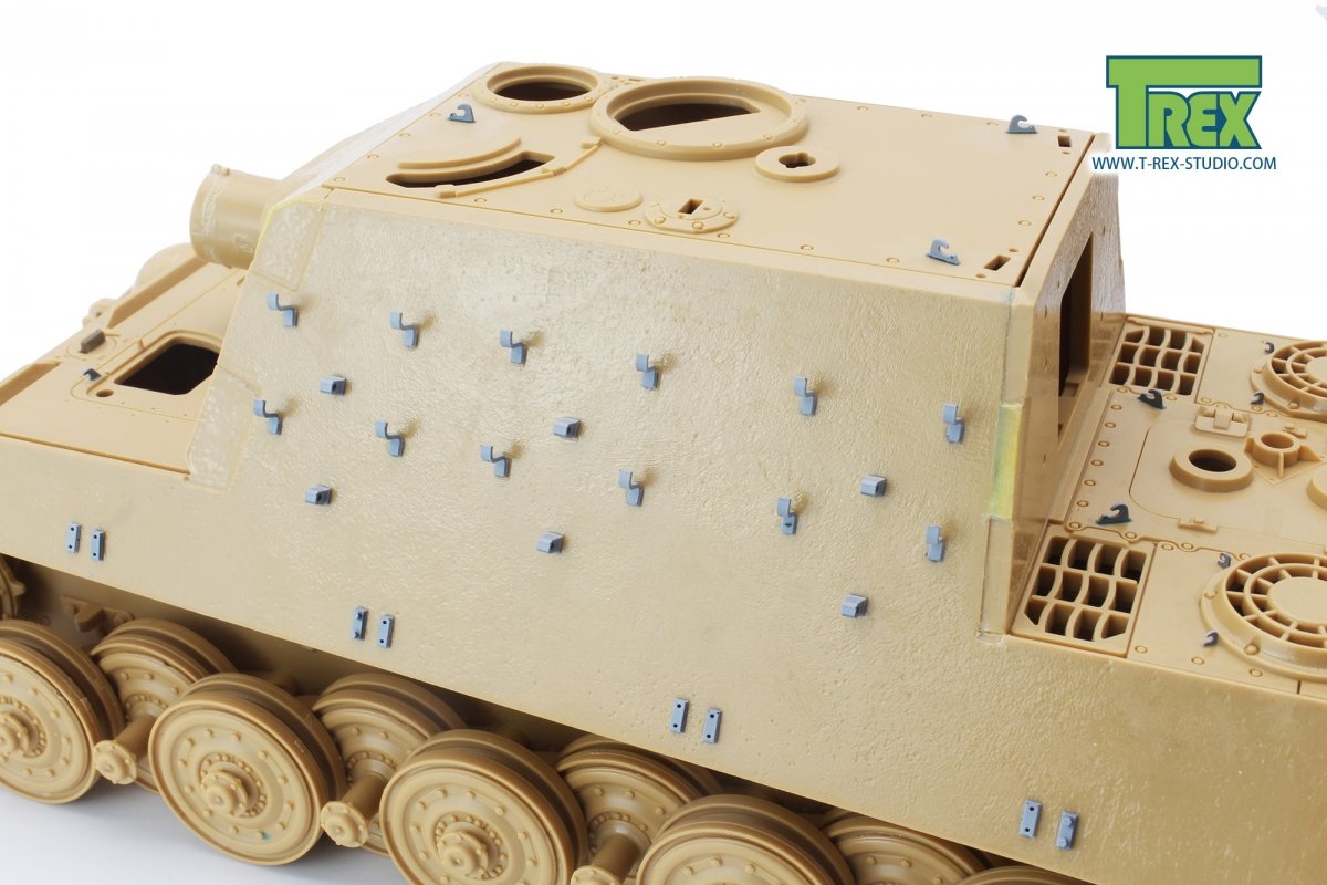 T-Rex Studio TR35029 Brackets of Side Skirt &amp;amp; Spare Track for King Tiger/Jagdtiger 1/35 – Bild 4