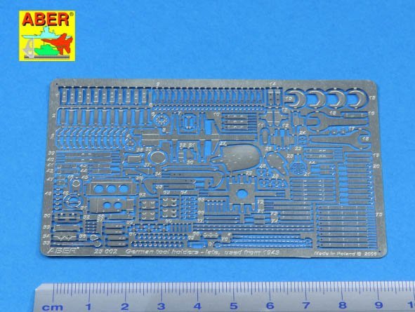 Aber 25002 German tool holders - late used from 1943 1/25 scale model 1/25 – immagine 2