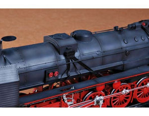 Trumpeter 00210 Kriegslokomotive BR52 1/35 – image 5