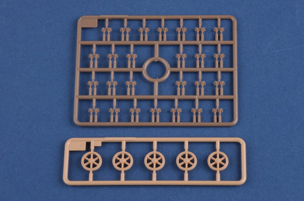 Hobby Boss 84555 Char léger soviétique T-60 1/35 – image 8