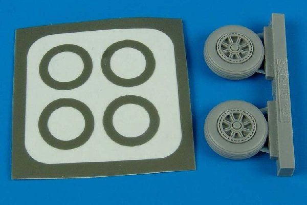 Aires 7208 TBM Avenger wheel & paint masks 1/72 Hasegawa