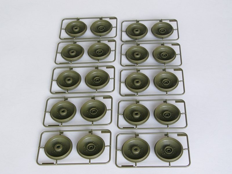 Trumpeter 00905 T-34/76 Model 1942 1/16 – immagine 30