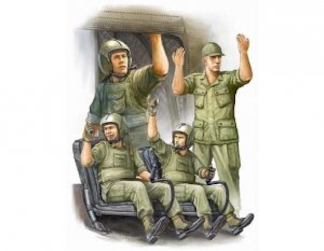 Trumpeter 00417 US Army CH-47 Crew in Vietnam 1/35