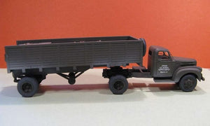 PST 72065 Ford G8TA Tractor with Semitrailer 1/72 – imagen 3