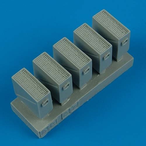 Quickboost QB48296 AC-47 Vietnam Gunship ammunition boxes Monogram 1/48
