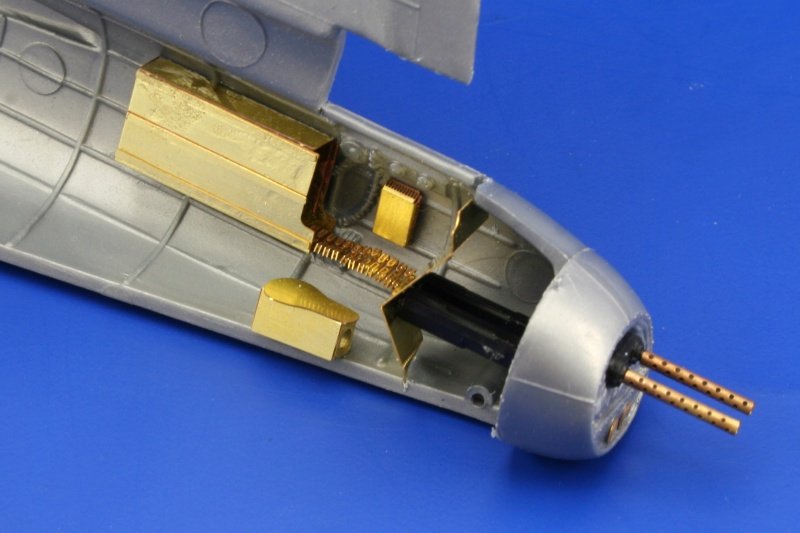 Eduard 49362 B-17G rear interior 1/48 Revell – image 5