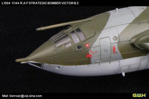 Lion Roar L1004 R.A.F. Strategic Bomber VICTOR B2 1/144 – immagine 4