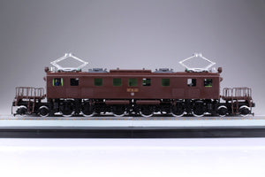 Locomotive électrique Aoshima 05504 EF18 1/50 – image 9