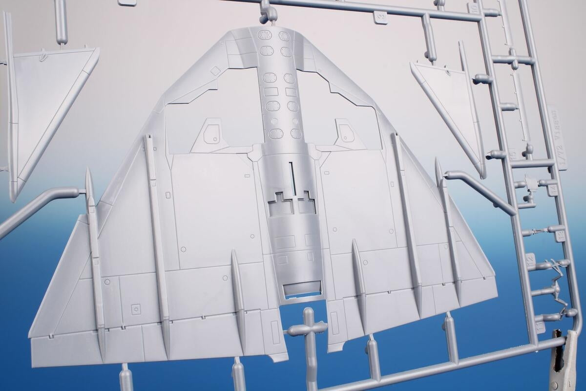 Special Hobby 72381 SK-37 Entraîneur Viggen 1/72 – image 9