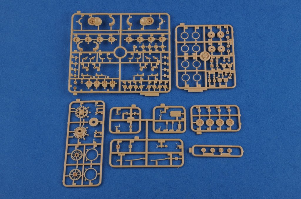 Hobby Boss 80132 German Panzerkampfwagen IV Ausf D / TAUCH – immagine 6