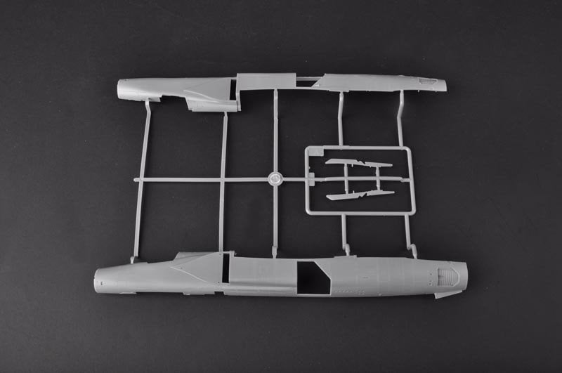 Trumpeter 02854 MIG-23MF Flogger-B 1/48 – zdjęcie 8