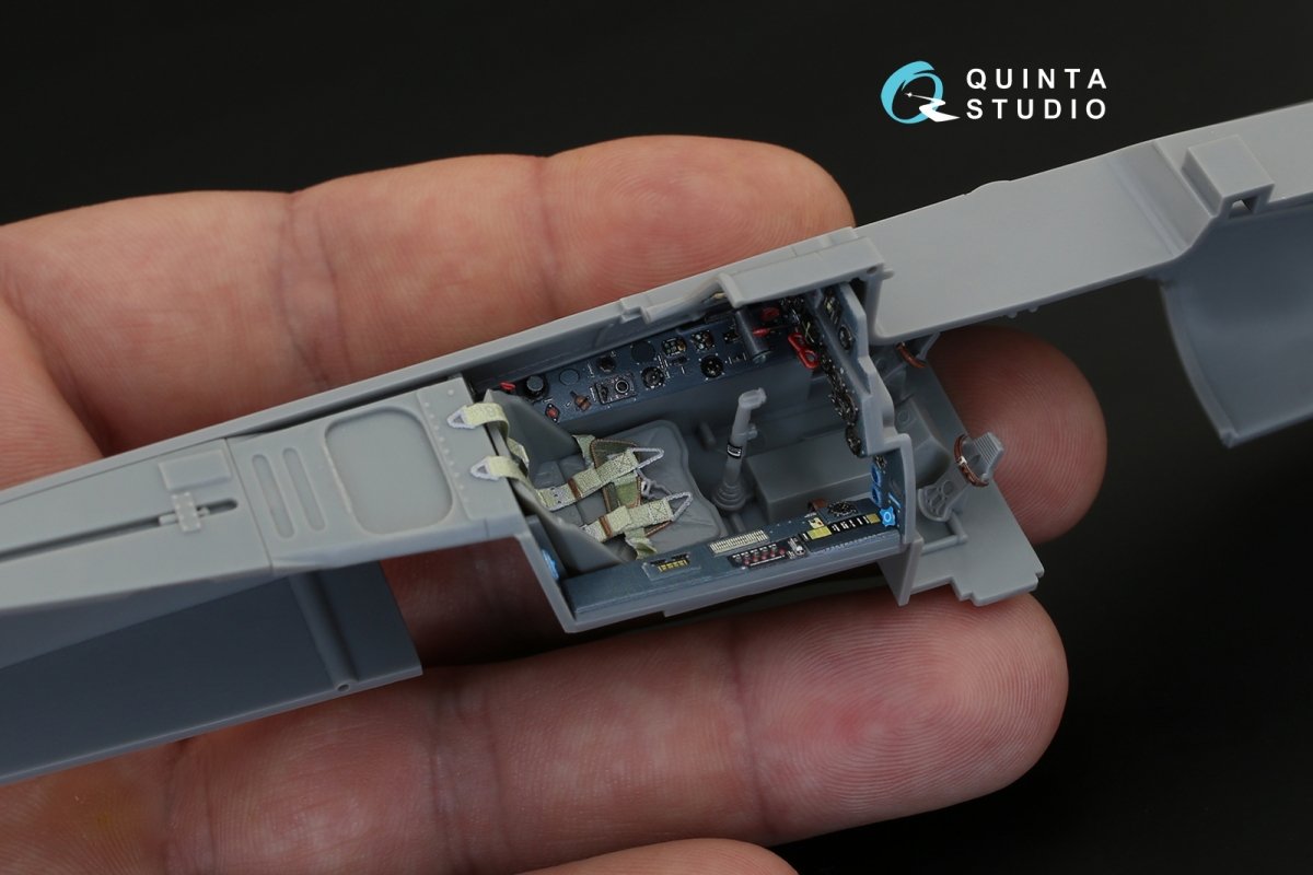 Quinta Studio QD32061 FW 190D-9 3D-Printed &amp;amp; coloured Interior on decal paper (for Hasegawa kit) 1/32 – immagine 4