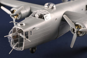 Hobby Boss 81775 US B-24D Liberator 1/48 – zdjęcie 13