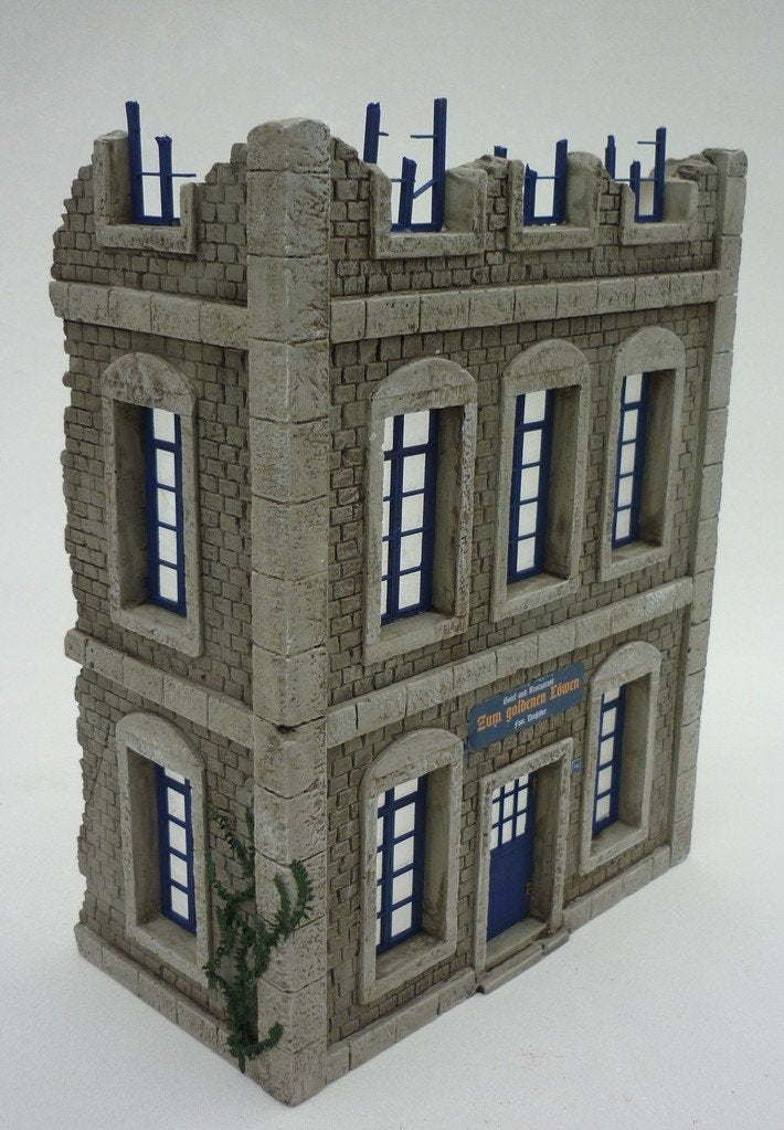 RT-Diorama 35198 Damaged City Building 1/35 – image 4