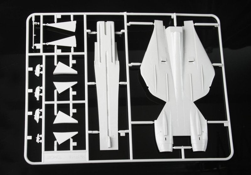 KA Models KP-72003A F-14A Tomcat &amp;quot;Sundowners&amp;quot; (ex Fujimi) 1/72 – imagen 10