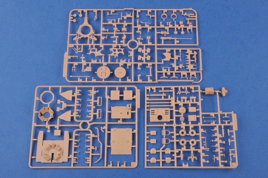Hobby Boss 80140 Canon antiaérien allemand de 2 cm Flak 38 Pz.Kpfw .38 (t) (1/35) – image 6