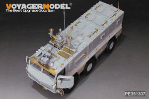 Maquette Voyager PE351307 KamAZ-63968 Typhoon-K russe moderne de base pour TAKOM 2082 / 2173 au 1/35 – image 7