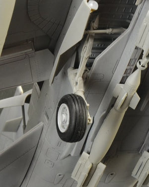 Italeri 2513 TORNADO GR. 4 1/32 – zdjęcie 5