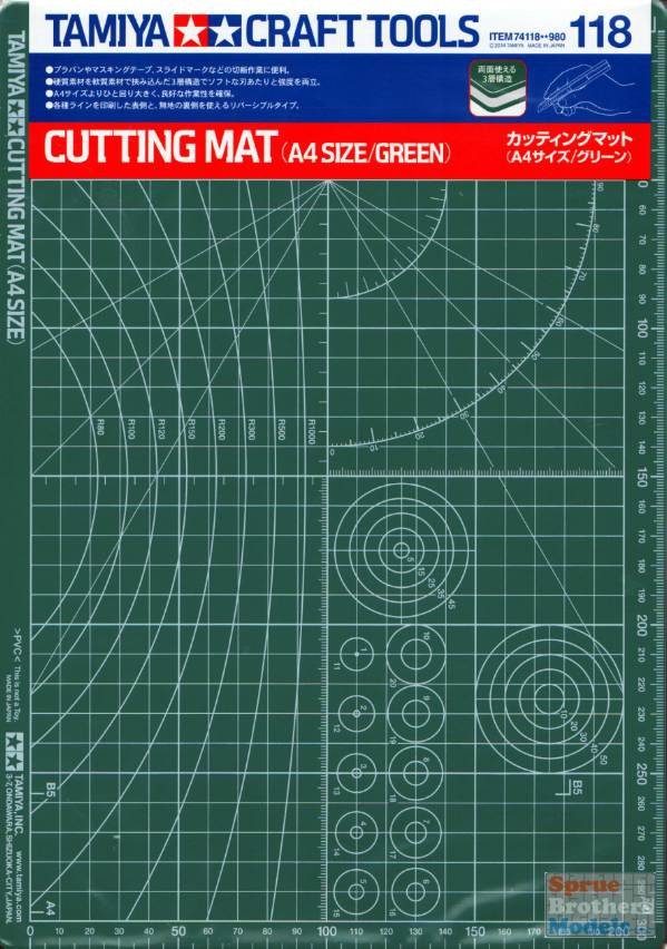 Tapis de découpe Tamiya 74118 (format A4/vert)