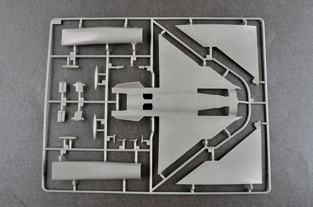 Trumpeter 05826 PLAAF J-10C Vigorous Dragon 1/48 – zdjęcie 10