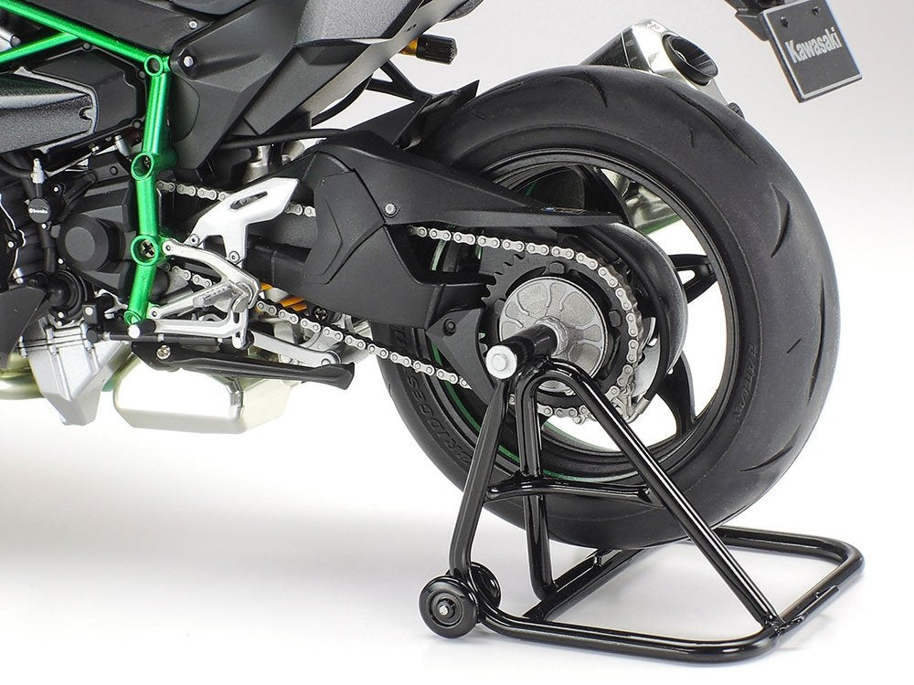 Tamiya 14136 Kawasaki Ninja H2 Carbon 1/12 – imagen 9