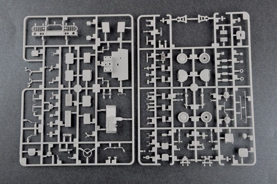 Trumpeter 05594 Véhicule militaire polyvalent à haute mobilité russe GAZ39371 (1/35) – image 9