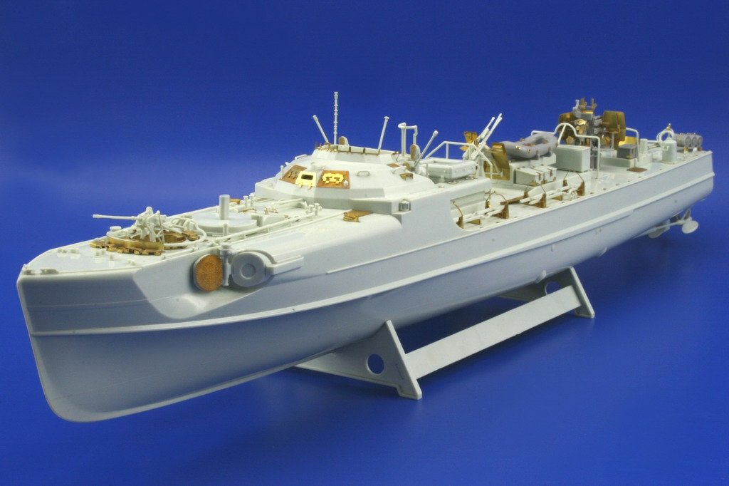 Eduard 53009 S-100 Schnellboot REVELL 1/72 – immagine 3