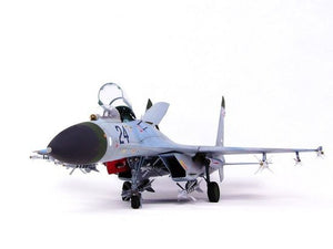 Trumpeter 02224 Soviet Sukhoi Su-27 Flanker B 1/32 – imagen 5