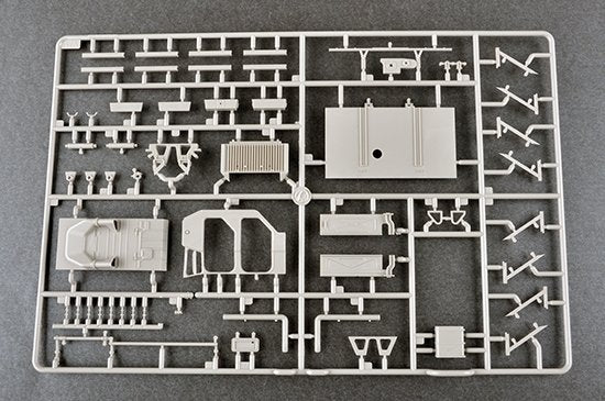 Trumpeter 01056 MAZ-7410 Tractor W/CHMZAP-5247G 1/35 – immagine 12
