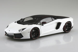Aoshima 06121 Lamborghini Aventador Pirelli Edition 1/24 – imagen 2