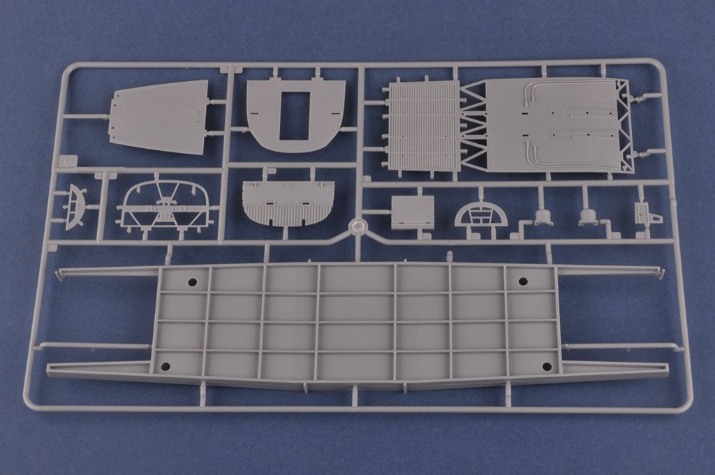 Hobby Boss 83211 B-24J Liberator 1/32 – immagine 8